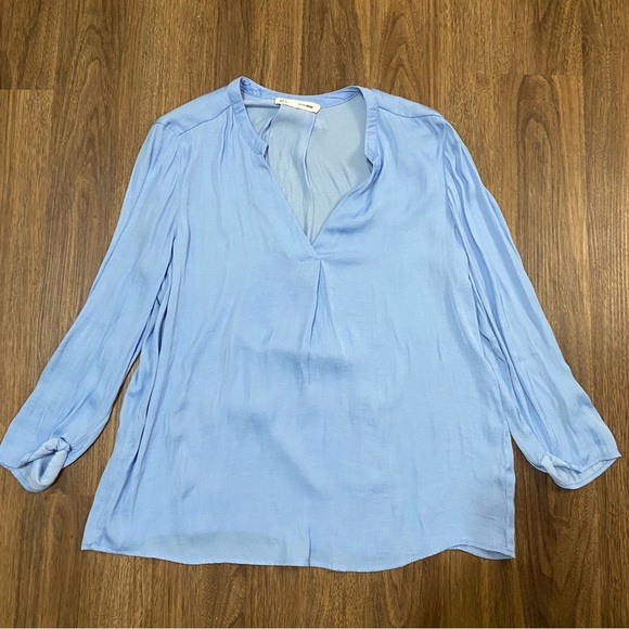 Sfera basic light blue, long sleeve‎ tops, size large v-neck work casual - Picture 1 of 6
